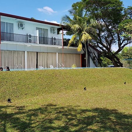 Grand Riverine Acomodação com café da manhã Kotugoda Exterior foto